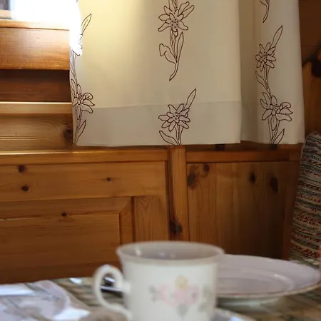 Chalet Z' Flesche * زيرمات